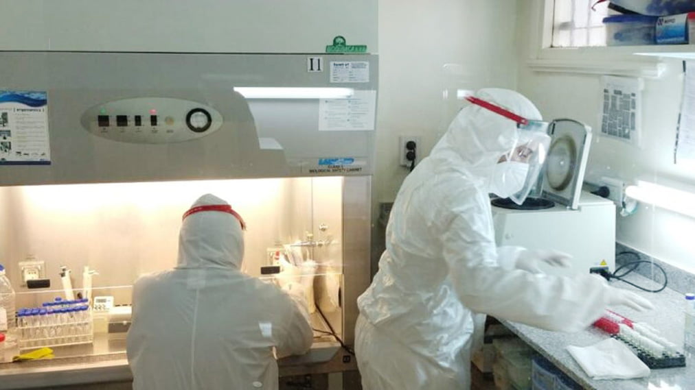 Laboratorio de PCR (Hospital Santamarina, Tandil)