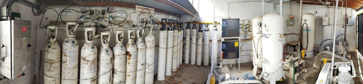 Ampliación de sala de máquinas de gases médicos (Hospital Santamarina Tandil).