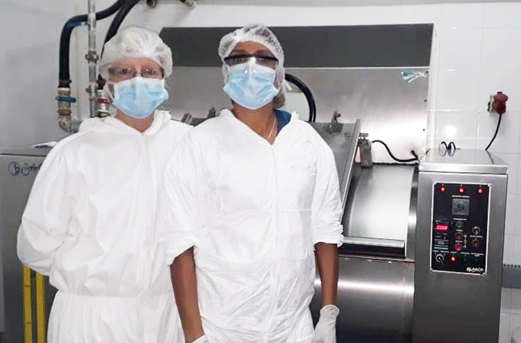 PERSONAL DEL SECTOR LAVANDERIA BAJO ESTRICTO PRÓTOCOLO DE BIOSEGURIDAD E HIGIENE