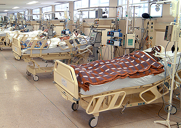 Figura 5. Unidad de Cuidados Intensivos (UCI) - Hospital das Clínicas de la Facultad de Medicina de Ribeirão Preto (19)