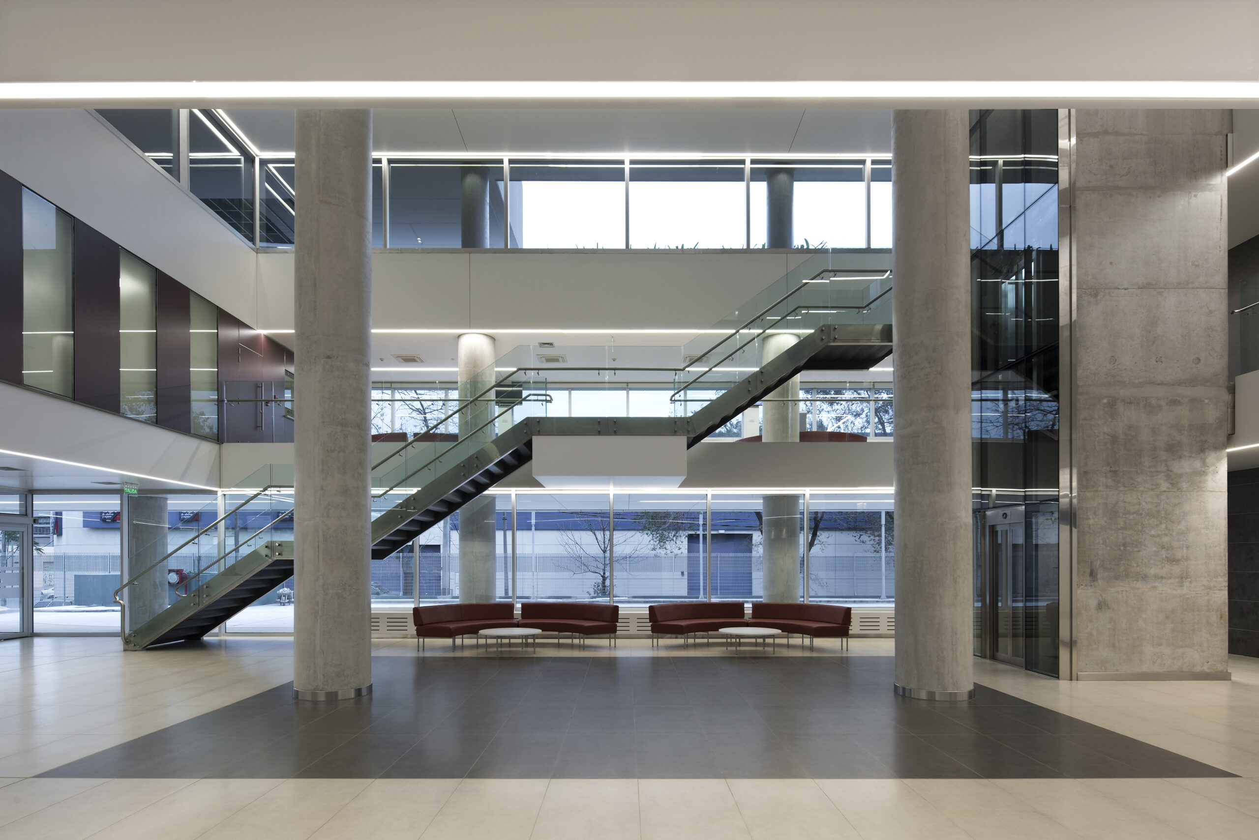 Hall/escalera: 2-Anchorena San Martin