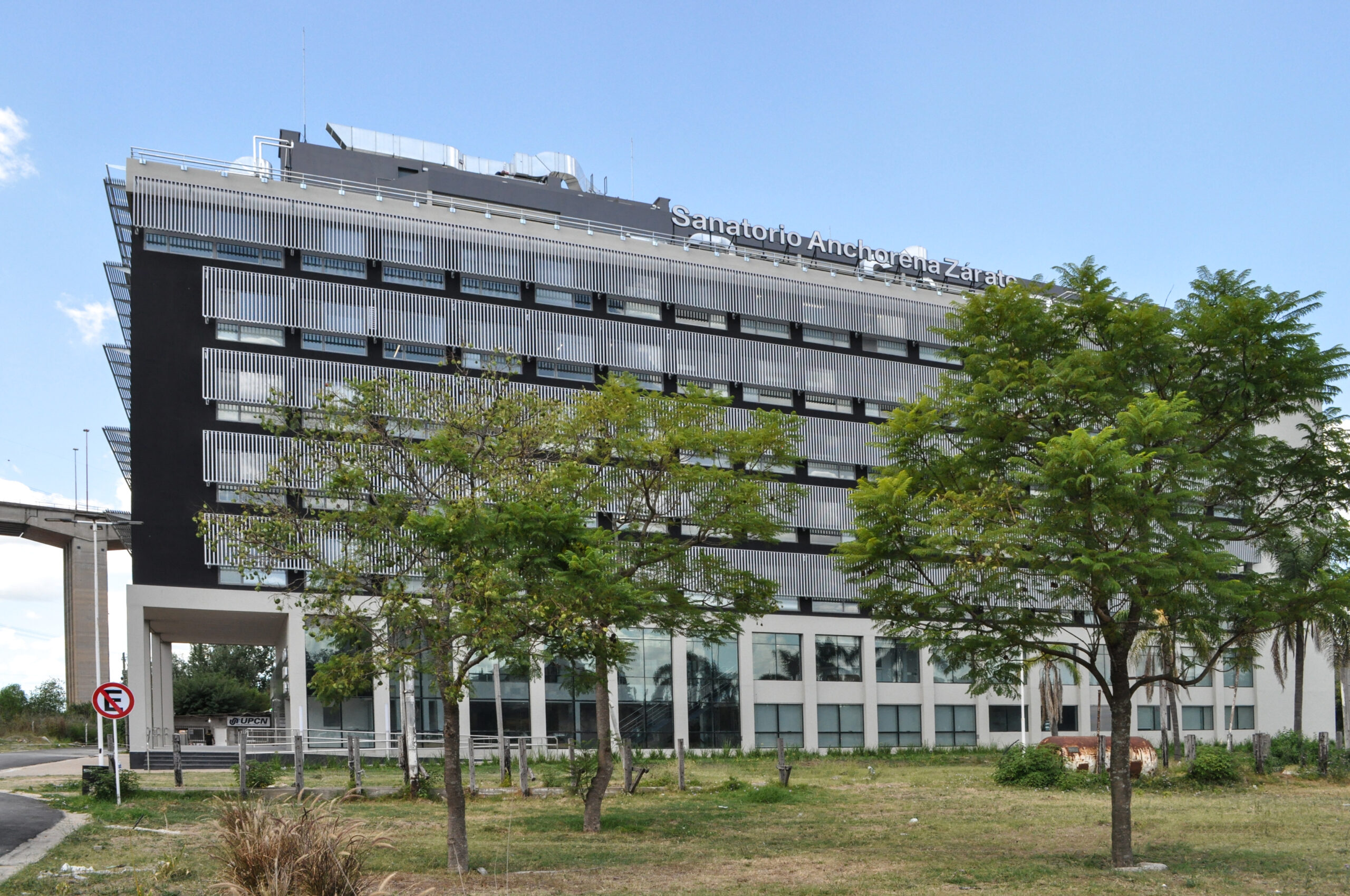 Frigorificos: 4-ZARATE