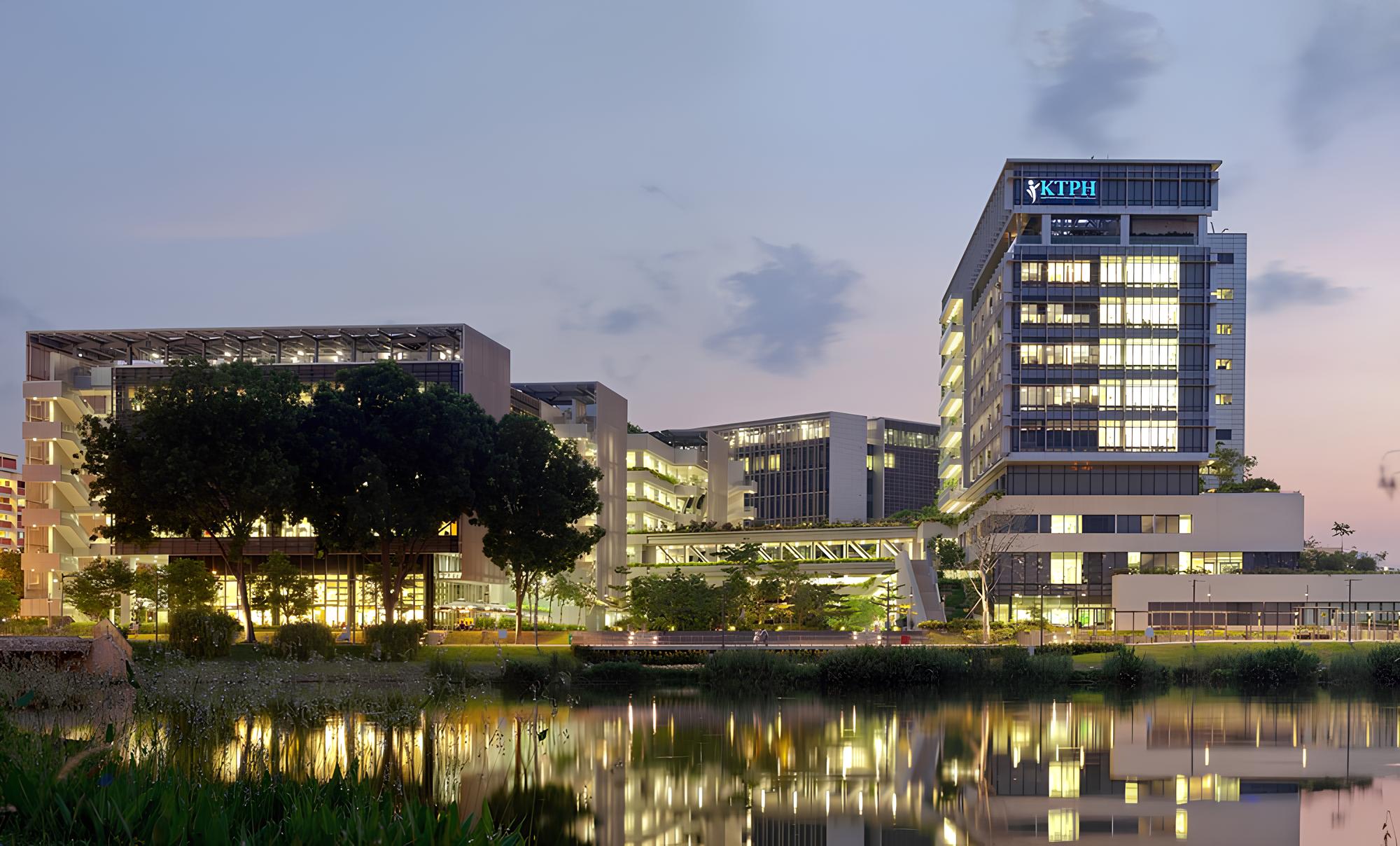 Imagen 3. Khoo Teck Puat Hospital. Fuente: RMJM Architectu